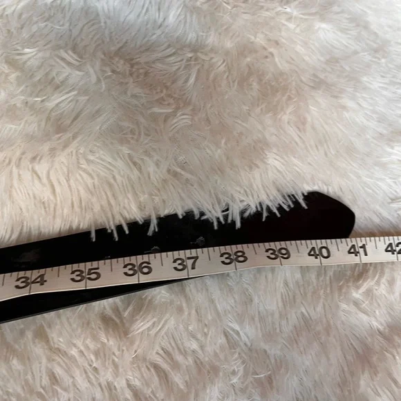 Bebe Black faux patent leather embellished belt rhinestones detailing XL - Picture 6 of 7